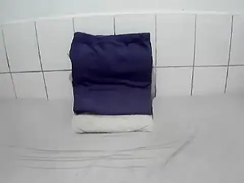pierdona online show from July 2026 08:17:02 PM