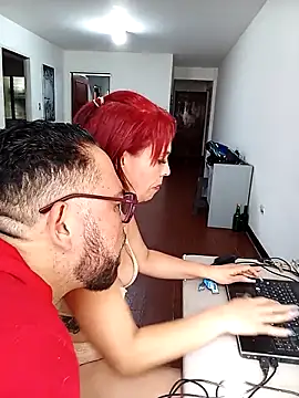 sthefania1710 online show from December 2025 02:58:02 PM