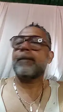 Snapshot of sthefania1710 chatting on June 2026 01:36:01 PM sthefania1710 online show from June 2026 01:36:01 PM