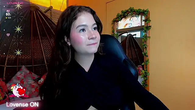 Snapshot of KarenPautt chatting on January 2025 09:04:02 PM KarenPautt online show from January 2025 09:04:02 PM