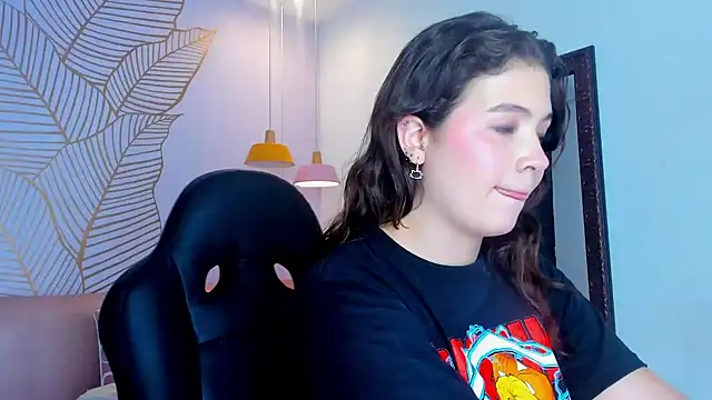 Snapshot of KarenPautt chatting on February 2025 11:58:01 PM KarenPautt online show from February 2025 11:58:01 PM