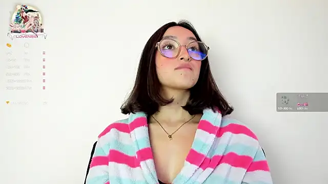 Snapshot of its__angelica_ chatting on December 2024 09:15:02 PM its angelica online show from December 2024 09:15:02 PM