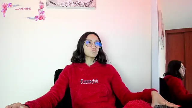 Snapshot of its__angelica_ chatting on January 2025 03:40:01 AM its angelica online show from January 2025 03:40:01 AM