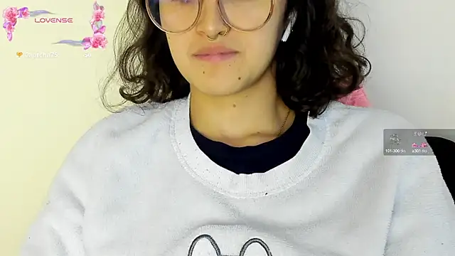 Snapshot of its__angelica_ chatting on January 2025 09:09:02 PM its angelica online show from January 2025 09:09:02 PM