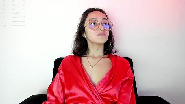 Snapshot of its__angelica_ chatting on January 2025 10:55:01 PM its angelica online show from January 2025 10:55:01 PM