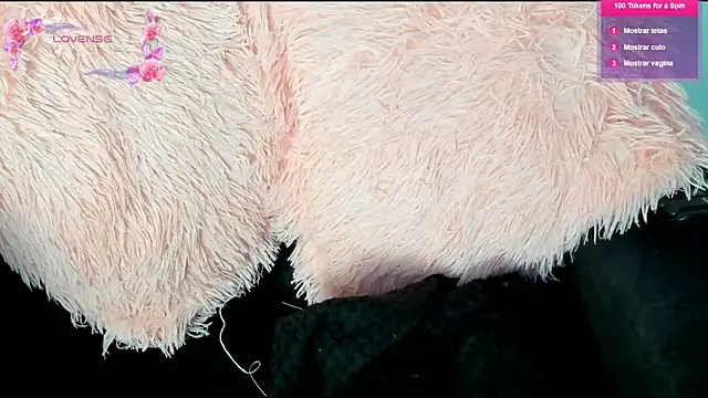 Snapshot of its__angelica_ chatting on March 2025 09:16:02 PM its angelica online show from March 2025 09:16:02 PM