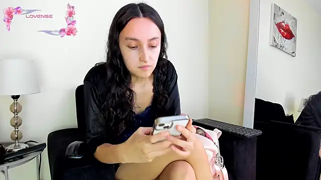 its  angelica  online show from June 2026 04:37:02 PM