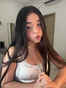 Snapshot of AuroraFiore chatting on July 2026 02:53:02 AM AuroraFiore online show from July 2026 02:53:02 AM