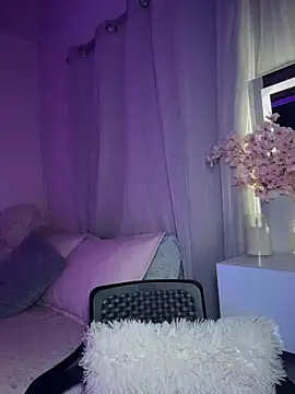 tuckersabrina online show from November 2025 12:27:01 PM