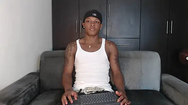 Alid 17 online show from February 2025 09:01:02 PM