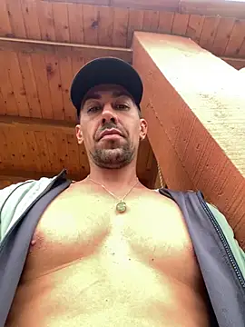 dantedesirexx online show from February 2025 08:39:01 PM