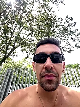 dantedesirexx online show from October 2025 03:31:02 PM