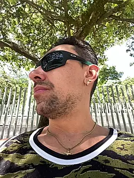 dantedesirexx online show from May 2026 03:40:01 PM