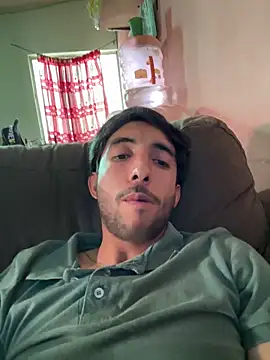 eviltwinyoung online show from May 2026 11:42:01 PM