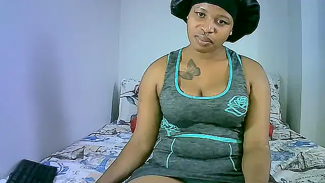 Snapshot of Down_to_earth_girl chatting on January 2025 01:47:01 PM Down to earth girl online show from January 2025 01:47:01 PM