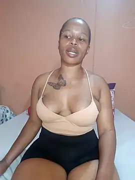 Snapshot of Down_to_earth_girl chatting on March 2025 10:36:02 AM Down to earth girl online show from March 2025 10:36:02 AM