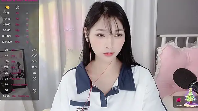 Snapshot of -Jolene-688- chatting on January 2025 11:45:02 PM -Jolene-688- online show from January 2025 11:45:02 PM