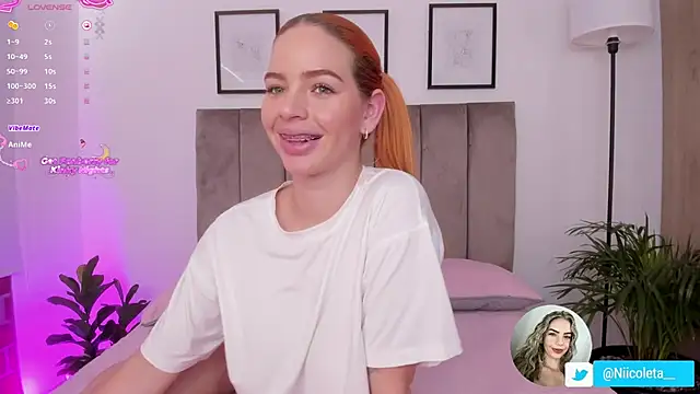 Snapshot of Niicoleta chatting on November 2025 07:46:02 PM Niicoleta online show from November 2025 07:46:02 PM