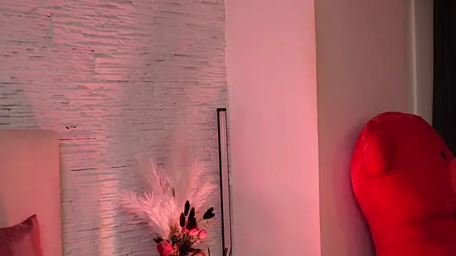 RachelSwaan online show from February 2025 09:42:01 AM