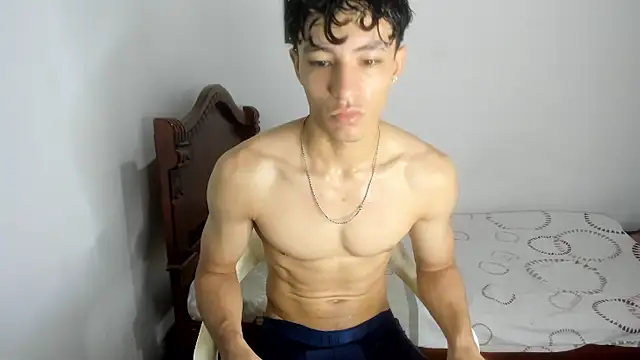 Snapshot of enzo_sloran chatting on September 2025 04:08:01 PM enzo sloran online show from September 2025 04:08:01 PM