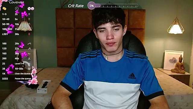 AlejooTwink online show from March 2025 09:14:02 PM