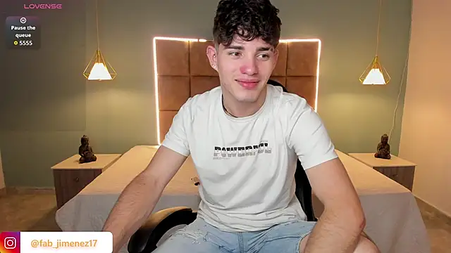 AlejooTwink online show from June 2026 12:08:01 AM