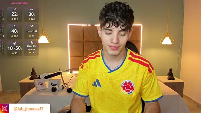 AlejooTwink online show from July 2026 01:12:01 AM