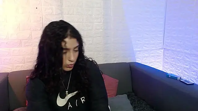 Snapshot of Layla_707 chatting on February 2025 11:20:02 PM Layla 707 online show from February 2025 11:20:02 PM