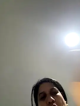 siri duque online show from November 2025 01:30:02 AM