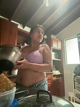 siri duque online show from April 2026 10:07:01 PM