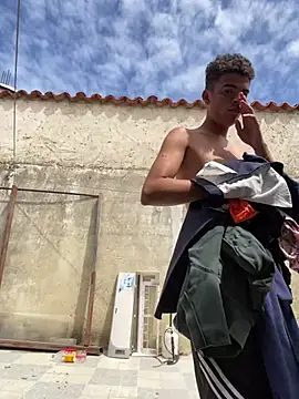 Snapshot of Leo_bunny_hot chatting on February 2025 05:53:02 PM Leo bunny hot online show from February 2025 05:53:02 PM