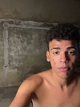 Snapshot of Leo_bunny_hot chatting on March 2025 04:47:01 AM Leo bunny hot online show from March 2025 04:47:01 AM