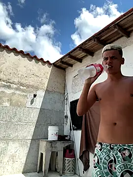 Snapshot of Leo_bunny_hot chatting on September 2025 06:00:01 PM Leo bunny hot online show from September 2025 06:00:01 PM