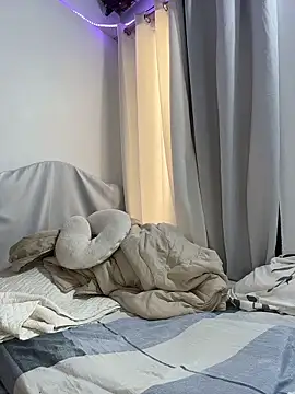 Snapshot of Leo_bunny_hot chatting on November 2025 07:17:01 PM Leo bunny hot online show from November 2025 07:17:01 PM