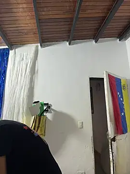 Snapshot of Leo_bunny_hot chatting on December 2025 04:41:01 AM Leo bunny hot online show from December 2025 04:41:01 AM