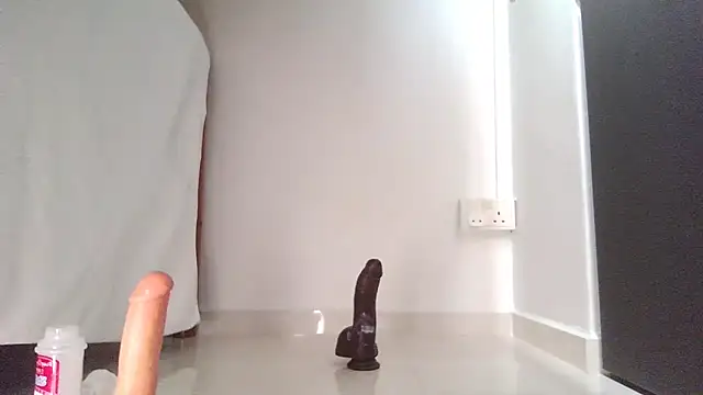 Reneta Rebekka Lopez online show from February 2025 01:45:01 AM