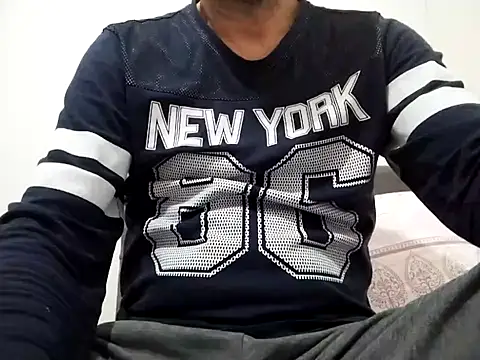 Snapshot of kopgelhadi chatting on December 2024 09:05:02 PM kopgelhadi online show from December 2024 09:05:02 PM