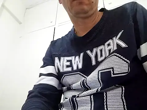 Snapshot of kopgelhadi chatting on December 2024 07:57:01 PM kopgelhadi online show from December 2024 07:57:01 PM