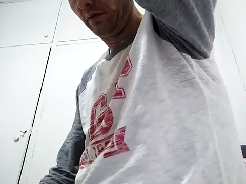 Snapshot of kopgelhadi chatting on February 2025 08:49:01 PM kopgelhadi online show from February 2025 08:49:01 PM