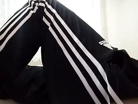 Snapshot of kopgelhadi chatting on February 2026 08:23:01 PM kopgelhadi online show from February 2026 08:23:01 PM