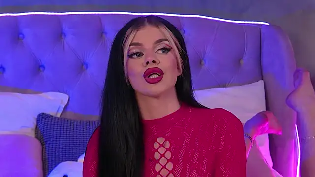 Snapshot of IvyRaven chatting on October 2025 06:19:02 PM IvyRaven online show from October 2025 06:19:02 PM