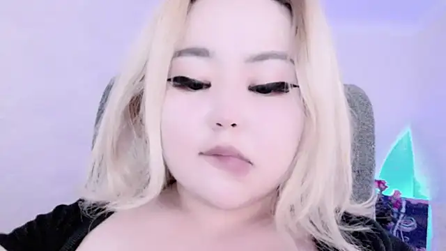 Snapshot of amelia_sunlight chatting on December 2024 03:40:02 AM amelia sunlight online show from December 2024 03:40:02 AM