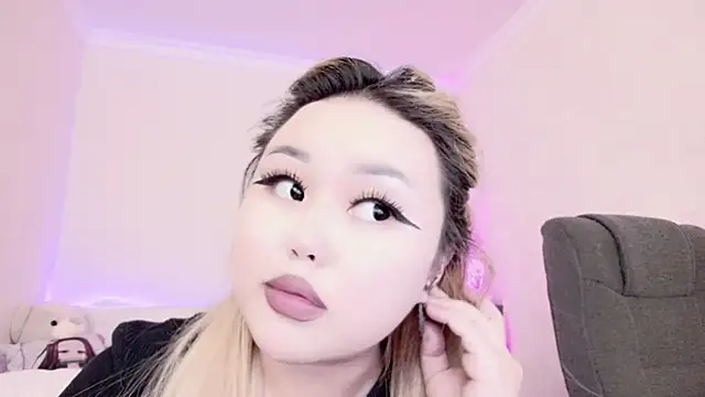 Snapshot of amelia_sunlight chatting on February 2025 12:38:02 AM amelia sunlight online show from February 2025 12:38:02 AM