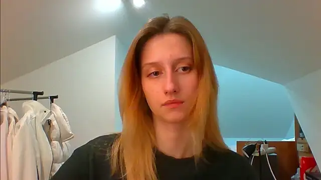 LUNA delight online show from December 2024 05:43:01 PM