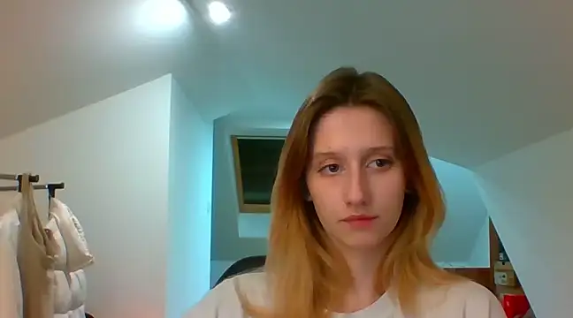 LUNA delight online show from December 2024 05:54:02 PM