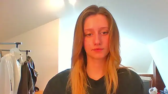 LUNA delight online show from February 2025 10:47:02 AM