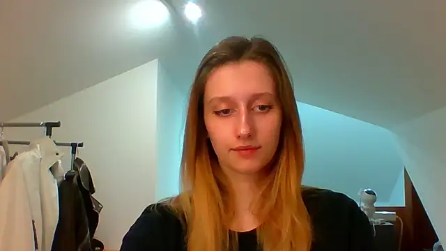 LUNA delight online show from March 2025 05:50:01 PM