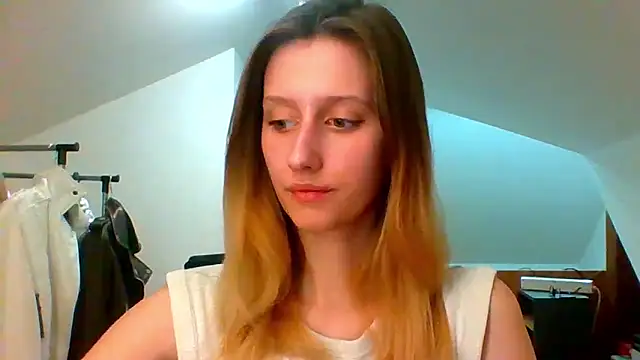 LUNA delight online show from March 2025 05:39:02 PM