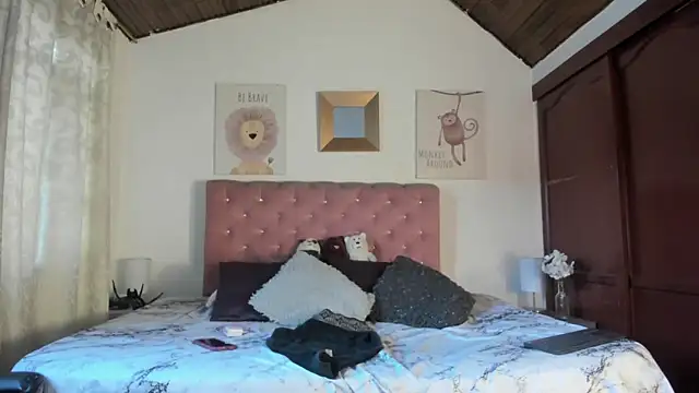 CelessteRedds online show from November 2025 11:23:02 AM