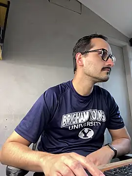 Superdad online show from December 2024 08:16:01 PM